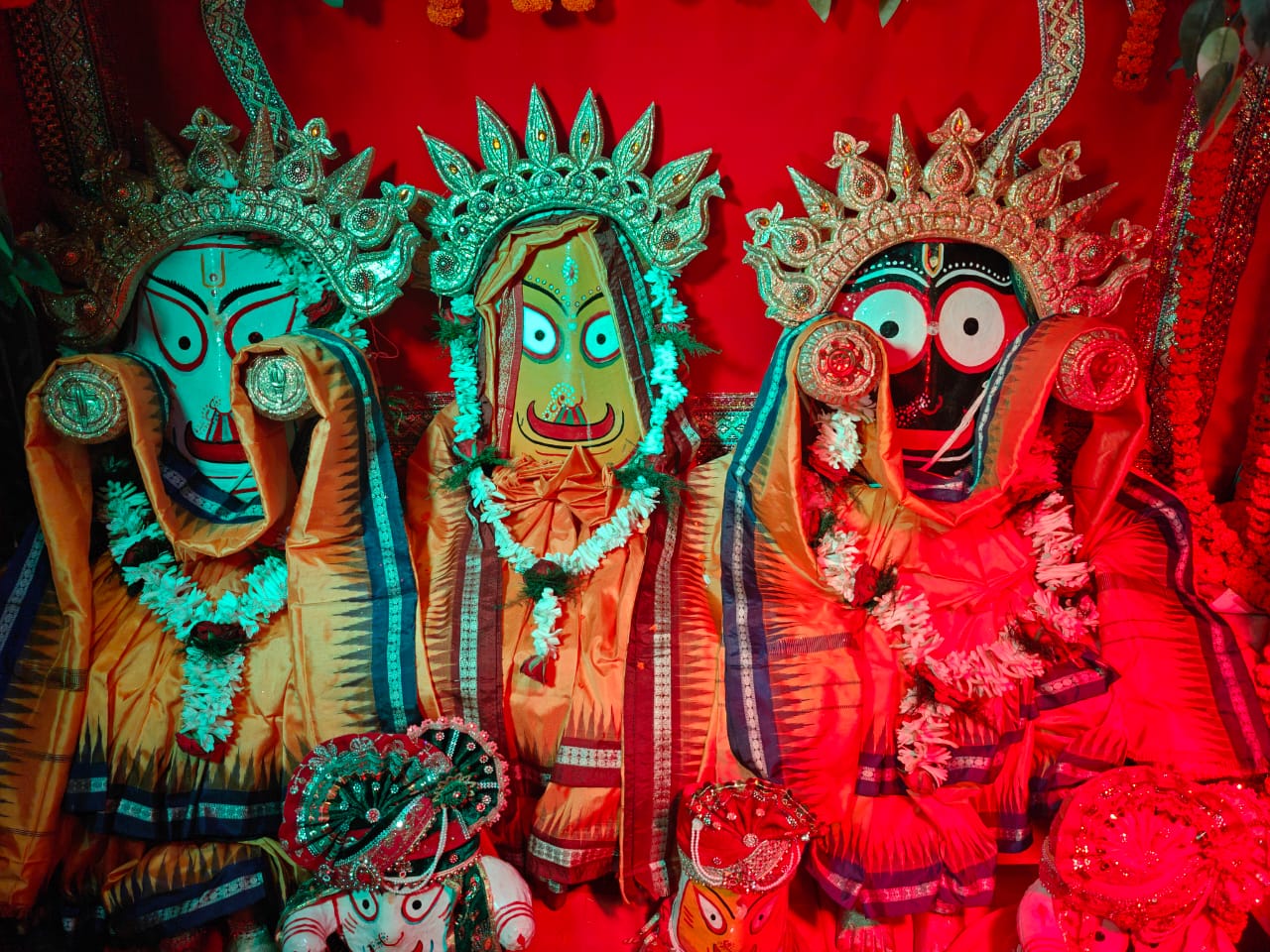 श्री जगन्नाथ महाप्रभु जी का सुना वेष : देवशयनी एकादशी पर हुआ भव्य आयोजन, 